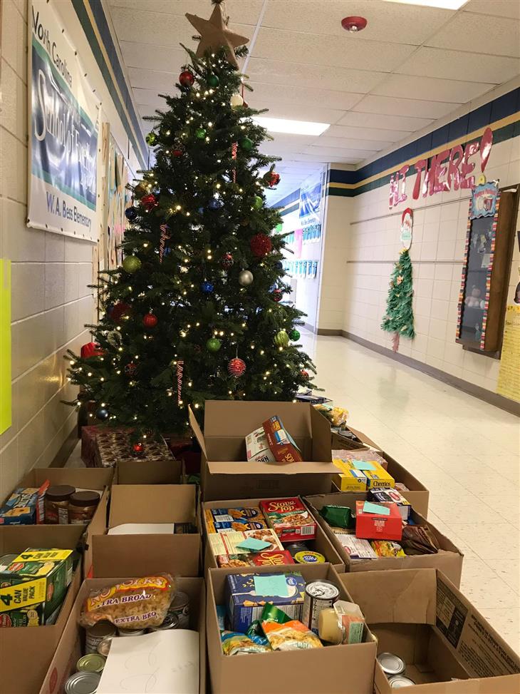 The W.A. Bess Elementary student council sponsored a food drive and collected 1,320 nonperishable items for the Salvation Army.